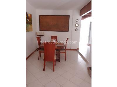 Casa de 3 alcobas en venta en San Javier, Medellín, 97 m² · foto 5 de 8