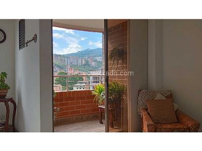Apartamento en venta en La Floresta, Medellín · foto 3 de 20