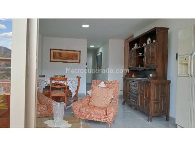 Apartamento en venta en La Floresta, Medellín · foto 4 de 20