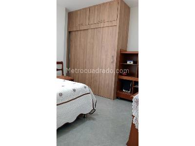 Apartamento en venta en La Floresta, Medellín · foto 15 de 20