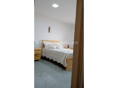 Apartamento en venta en La Floresta, Medellín · foto 18 de 20