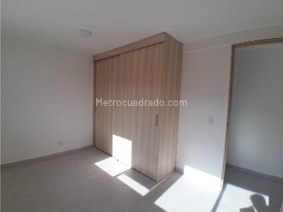 Apartamento de 2 alcobas en venta en San Gabriel, Bello, 50 m² · foto 7 de 20