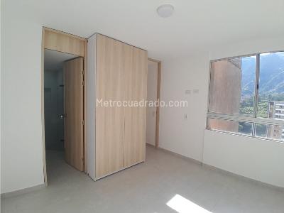 Apartamento de 2 alcobas en venta en San Gabriel, Bello, 50 m² · foto 11 de 20
