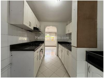 Apartamento en venta en Calasanz, Medellín · foto 4 de 19
