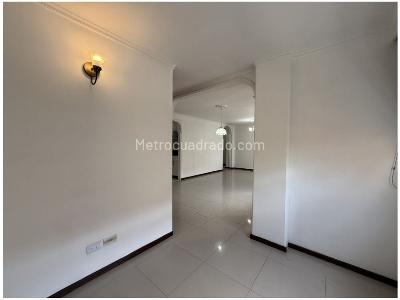 Apartamento en venta en Calasanz, Medellín · foto 8 de 19