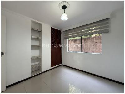 Apartamento en venta en Calasanz, Medellín · foto 10 de 19