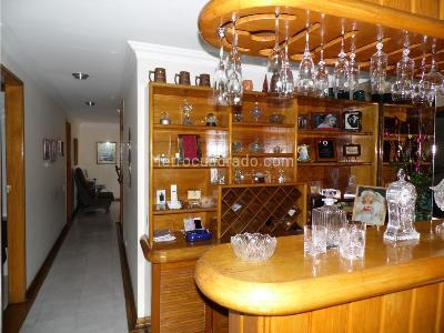Apartamento de 4 alcobas en venta en El Velodromo, Medellín, 142 m² · foto 5 de 18