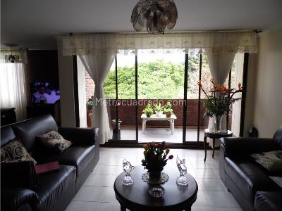 Apartamento de 4 alcobas en venta en El Velodromo, Medellín, 142 m² · foto 9 de 18
