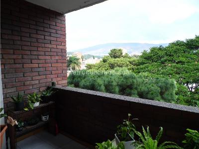 Apartamento de 4 alcobas en venta en El Velodromo, Medellín, 142 m² · foto 10 de 18