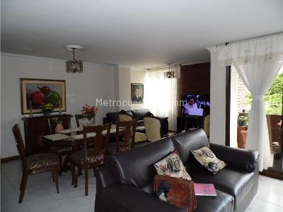 Apartamento de 4 alcobas en venta en El Velodromo, Medellín, 142 m² · foto 11 de 18