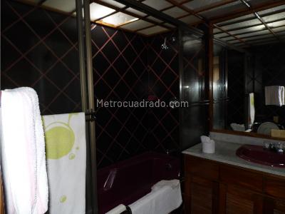Apartamento de 4 alcobas en venta en El Velodromo, Medellín, 142 m² · foto 16 de 18