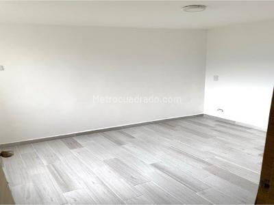 Apartamento de 3 alcobas en venta en La Cumbre, Bello, 61 m² · foto 9 de 16