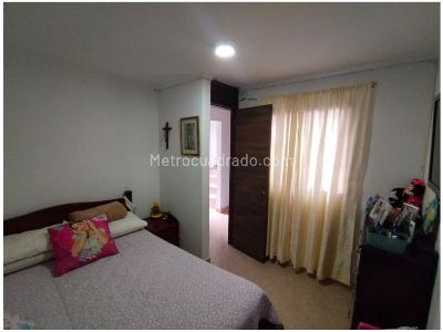 Casa de 5 alcobas en venta en Bello, Medellín, 135 m² · foto 10 de 20