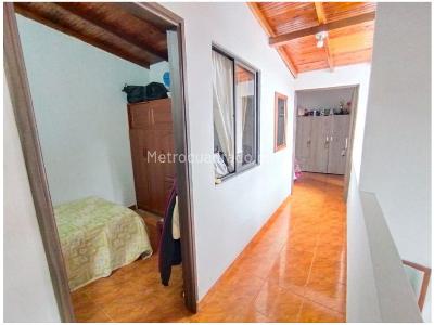 Casa de 5 alcobas en venta en Bello, Medellín, 135 m² · foto 20 de 20