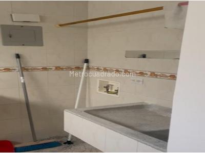 Apartamento de 2 alcobas en venta en Laureles, Medellín, 63 m² · foto 14 de 16