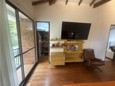 Casa de 4 alcobas en venta en El Poblado, Medellín, 350 m² · foto 7 de 20