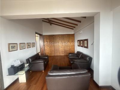 Casa de 4 alcobas en venta en El Poblado, Medellín, 350 m² · foto 12 de 20