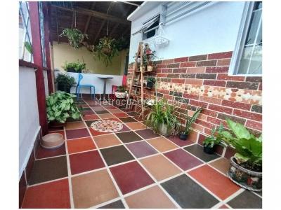 Casa de 5 alcobas en venta en La Almeria, Medellín, 125 m² · foto 14 de 16