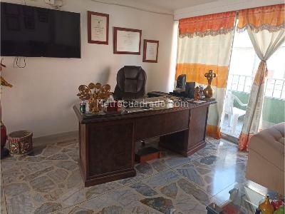 Apartamento en venta en Centro, Medellín · foto 3 de 20