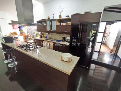 Apartamento en venta en La Floresta, Medellín · foto 8 de 20