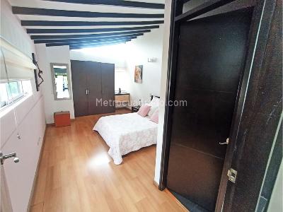 Apartamento en venta en La Floresta, Medellín · foto 14 de 20