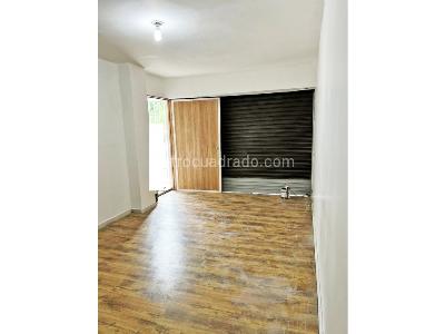 Casa de 4 alcobas en venta en Conquistadores, Medellín, 225 m² · foto 2 de 20