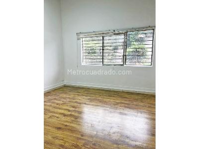 Casa de 4 alcobas en venta en Conquistadores, Medellín, 225 m² · foto 7 de 20