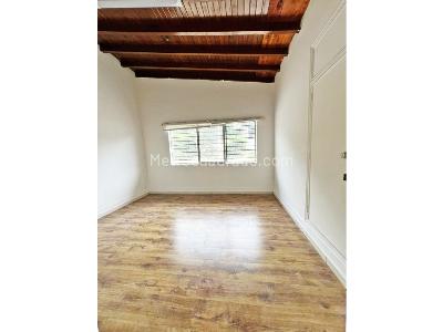 Casa de 4 alcobas en venta en Conquistadores, Medellín, 225 m² · foto 17 de 20