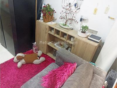 Casa de 3 alcobas en venta en La America / Danubio, Medellín, 115 m² · foto 5 de 19