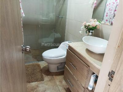 Casa de 3 alcobas en venta en La America / Danubio, Medellín, 115 m² · foto 13 de 19