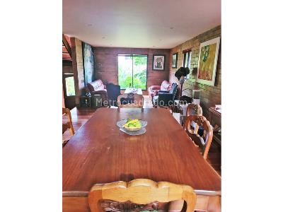 Casa en venta en Loma De Las Brujas, Envigado · foto 4 de 14