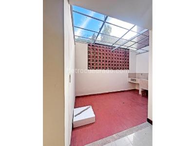 Casa de 5 alcobas en venta en San Jose, Sabaneta, 346 m² · foto 9 de 20