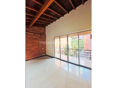Casa de 5 alcobas en venta en San Jose, Sabaneta, 346 m² · foto 17 de 20