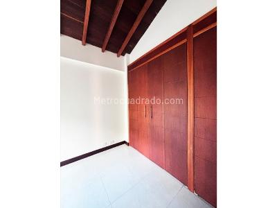 Casa de 5 alcobas en venta en San Jose, Sabaneta, 346 m² · foto 19 de 20