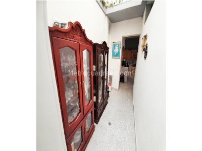 Casa de 4 alcobas en venta en San Javier, Medellín, 169 m² · foto 9 de 15