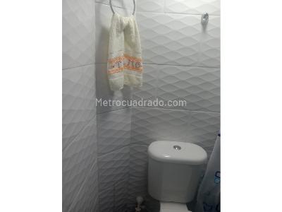 Casa de 2 alcobas en venta en Buena Vista, Medellín, 50 m² · foto 8 de 13