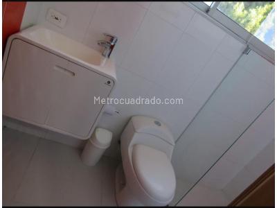 Casa de 3 alcobas en venta en Loma Del Escobero, Envigado, 450 m² · foto 14 de 20