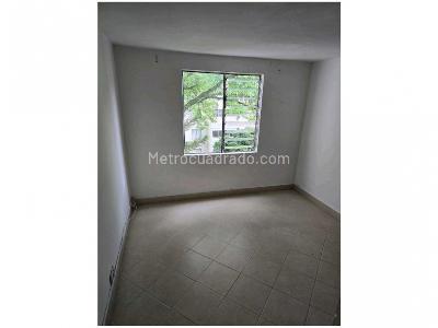 Apartamento en venta en La Milagrosa, Medellín · foto 6 de 10