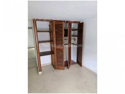 Apartamento en venta en La Milagrosa, Medellín · foto 8 de 10