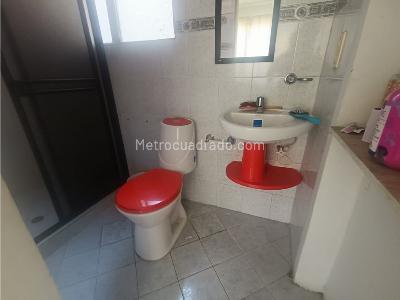 Casa de 3 alcobas en venta en Av Las Palmas, Medellín, 98 m² · foto 13 de 20