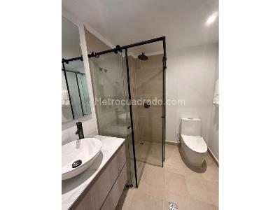 Apartamento de 2 alcobas en venta en El Poblado Provenza, Medellín, 75 m² · foto 10 de 16