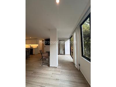 Apartamento de 2 alcobas en venta en El Poblado Provenza, Medellín, 75 m² · foto 4 de 16