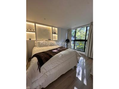 Apartamento de 2 alcobas en venta en El Poblado Provenza, Medellín, 75 m² · foto 5 de 16