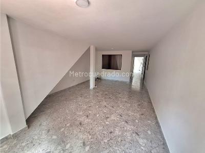Casa de 4 alcobas en venta en Belen San Bernado, Medellín, 111 m² · foto 3 de 11