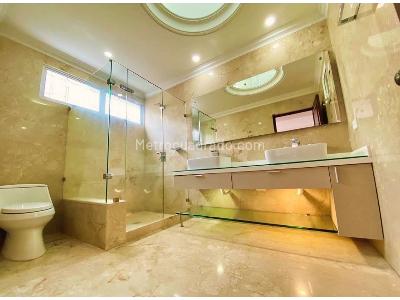 Casa de 4 alcobas en venta en El Poblado, Medellín, 322 m² · foto 15 de 16