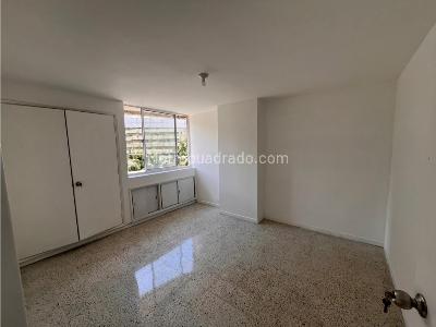Apartamento de 4 alcobas en venta en El Poblado, Medellín, 170 m² · foto 7 de 13