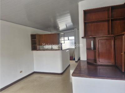 Apartamento de 3 alcobas en venta en El Nogal, Medellín, 72 m² · foto 4 de 12