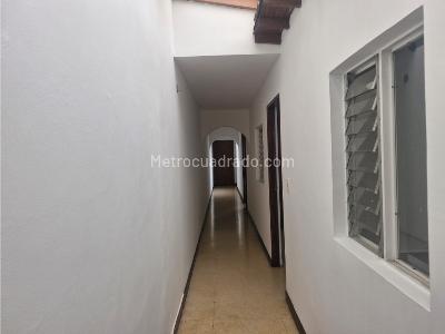 Apartamento de 3 alcobas en venta en El Nogal, Medellín, 72 m² · foto 11 de 12