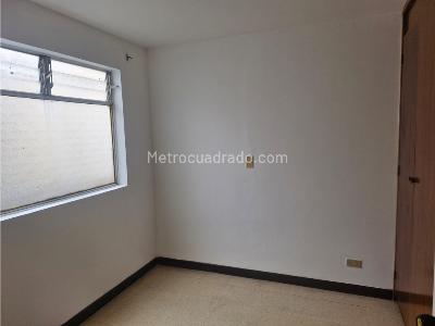 Apartamento de 3 alcobas en venta en El Nogal, Medellín, 72 m² · foto 12 de 12