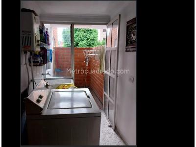 Apartamento en venta en La Castellana, Medellín · foto 4 de 10